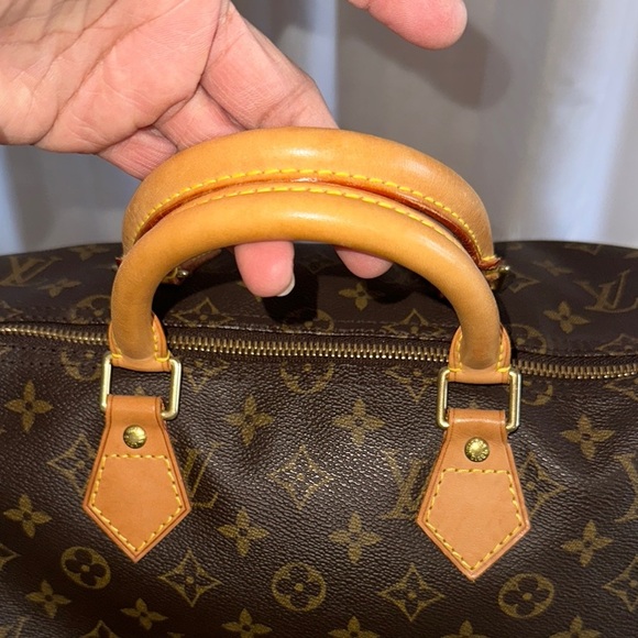 Louis Vuitton Monogram Speedy 35 - Picture 2 of 10